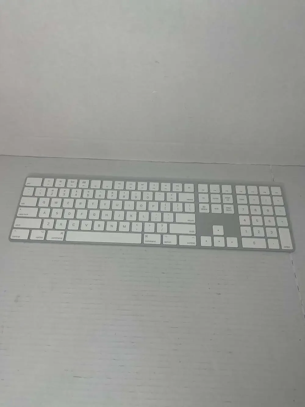 Untested Apple Magic Keyboard with Numeric Keypad A1843
